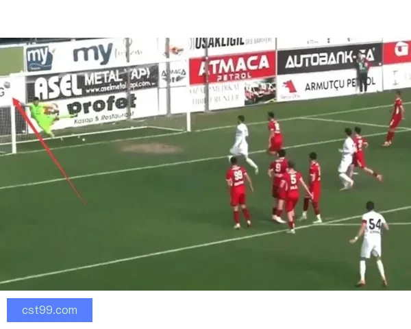 以狂人穆帅赛后闯裁判更衣室 警告土耳其裁判执法恐成灾难